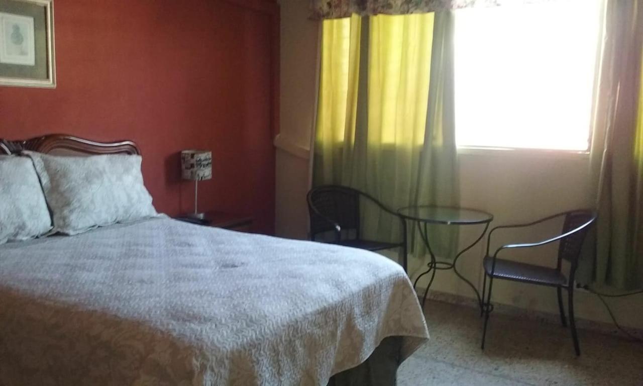 מלון סאן סלבדור Casa San Benito מראה חיצוני תמונה